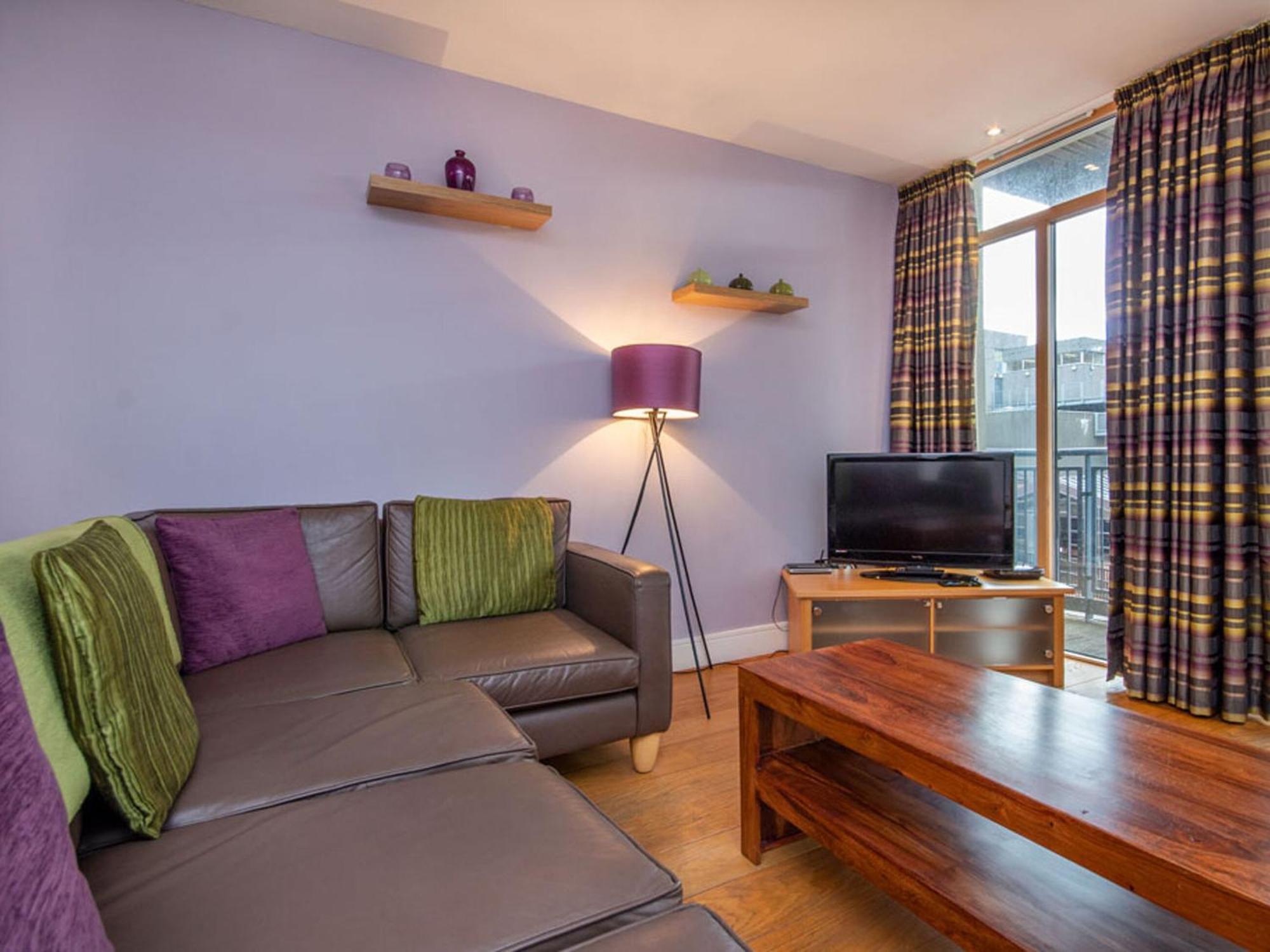 206 By The Bridge Apartment إينفيرنيس المظهر الخارجي الصورة